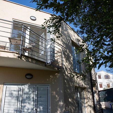 Apartment Davor Malinska Esterno foto